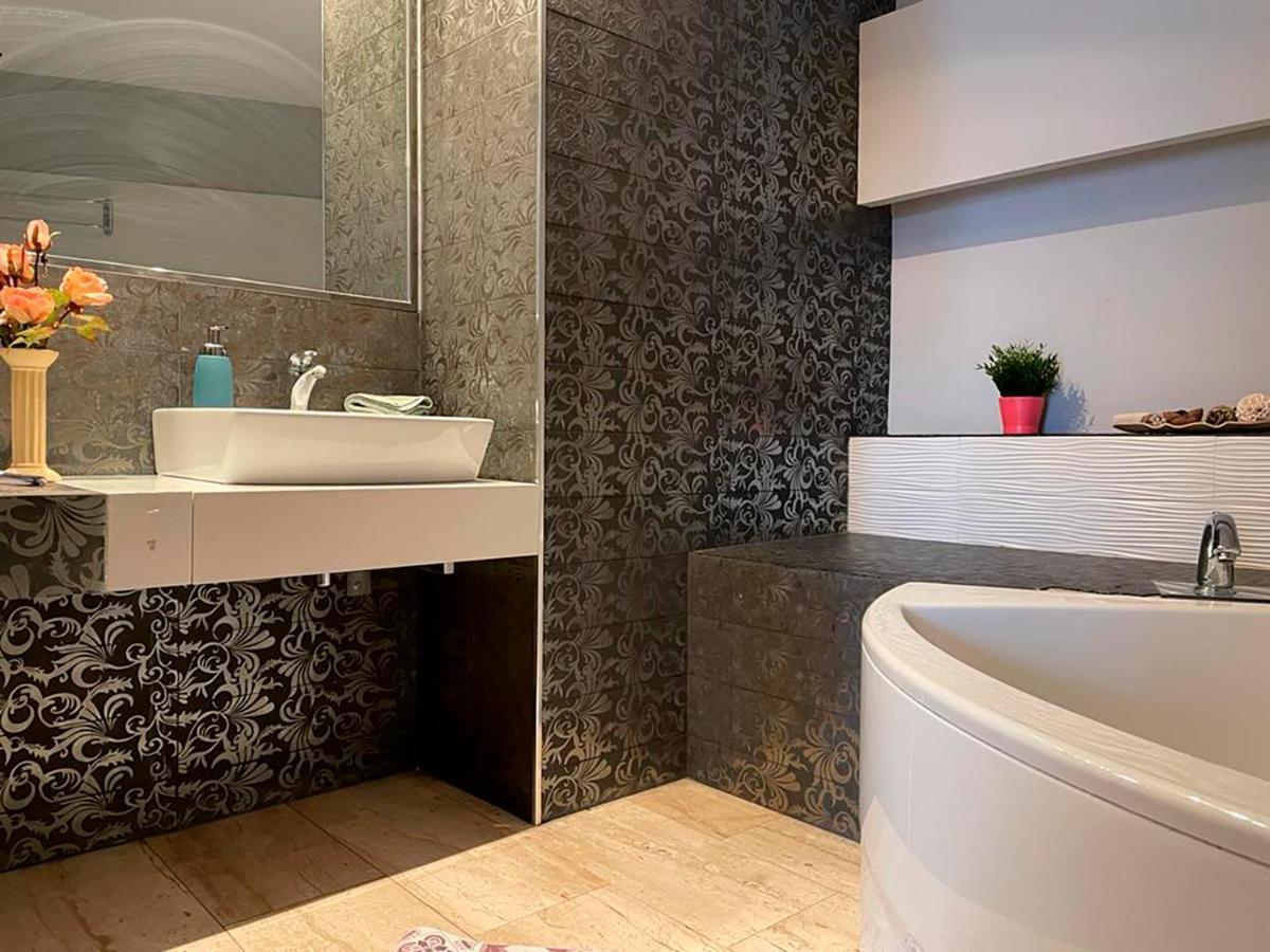 By La Rambla Rooms Barcelona Buitenkant foto