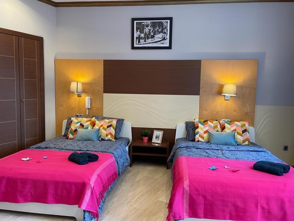 By La Rambla Rooms Barcelona Buitenkant foto